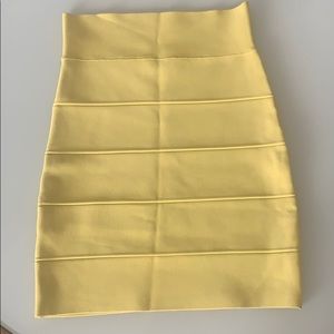 BCBG Bandage skirt like new